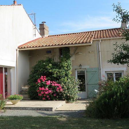 L'Aubinoise Bed & Breakfast Saint-Aubin-la-Plaine Dış mekan fotoğraf
