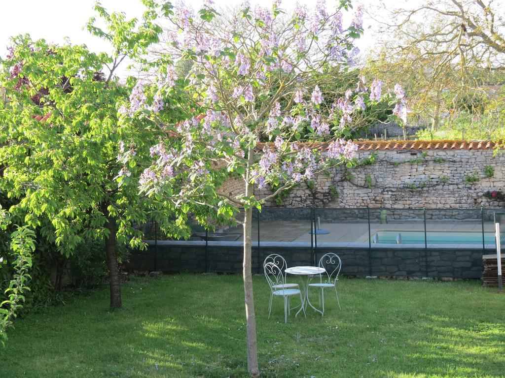 L'Aubinoise Bed & Breakfast Saint-Aubin-la-Plaine Dış mekan fotoğraf