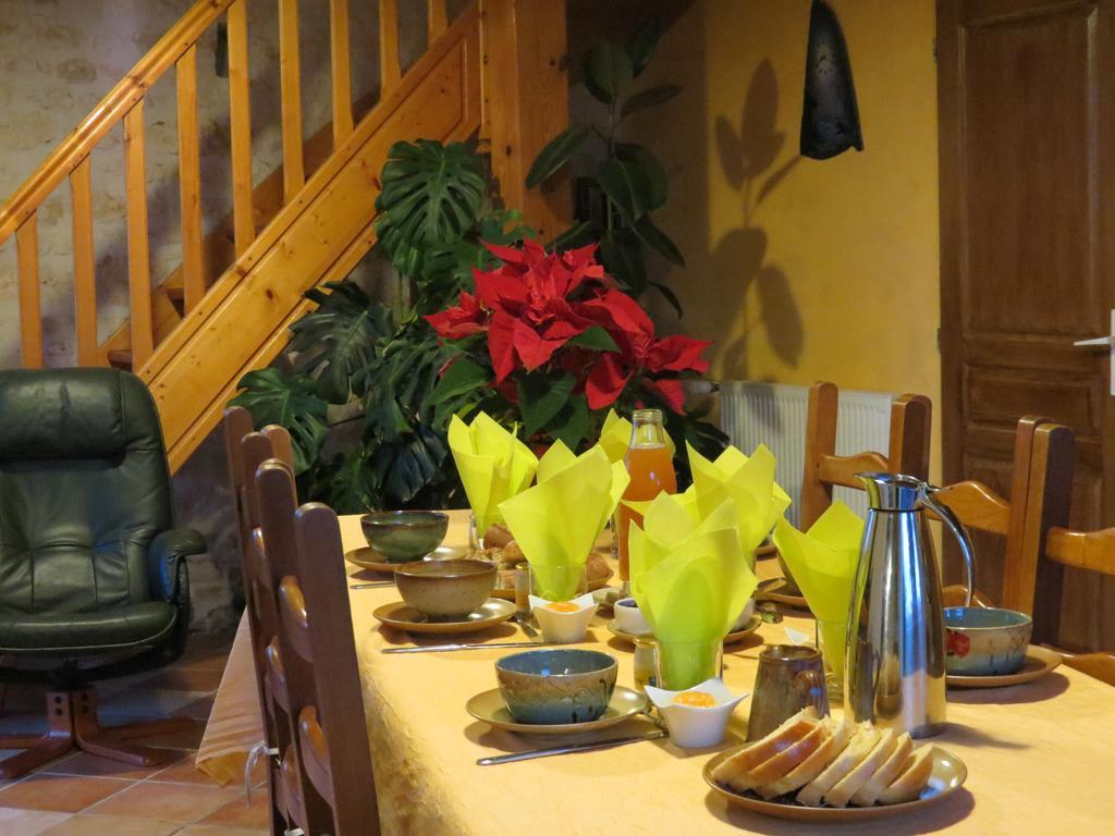L'Aubinoise Bed & Breakfast Saint-Aubin-la-Plaine Dış mekan fotoğraf