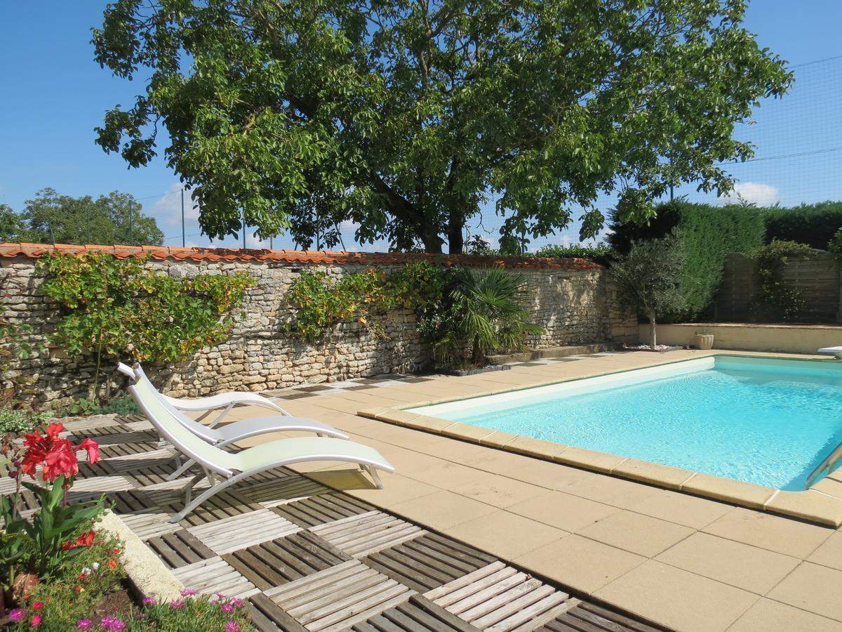 L'Aubinoise Bed & Breakfast Saint-Aubin-la-Plaine Dış mekan fotoğraf
